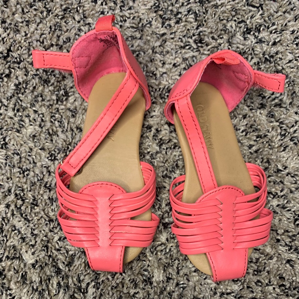 Old navy sandals